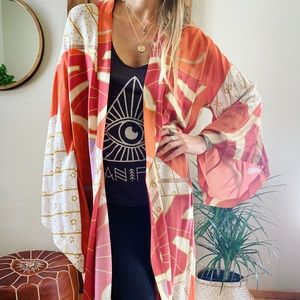 Novella Royale Vibrant Orange and Cream Kimono